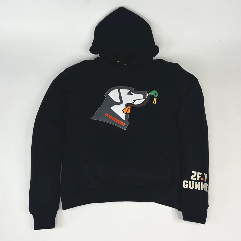 24.7 hunt gunner kennels hoodie size large! New!